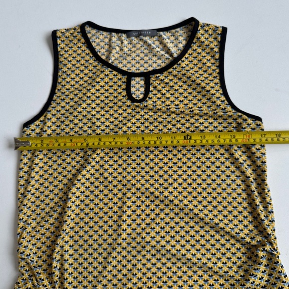 Yellow/Black Retro Pattern Sleeveless Tank Top - Keyhole Neckline - Size M - Picture 4 of 5